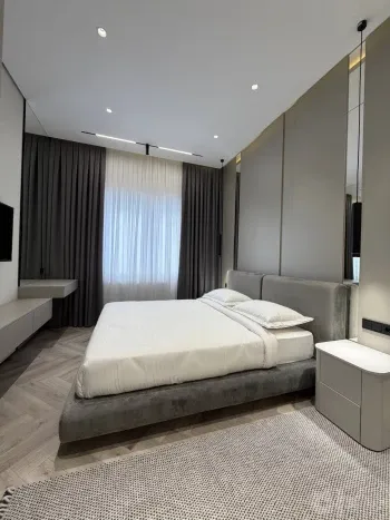 350 m², 5-xonali kvartira, 8/9-3