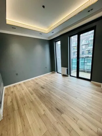 181 м², 4-комн. квартира, 4/10-2