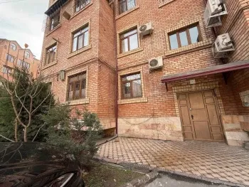 42 м², 2-комн. квартира, 1/6-1