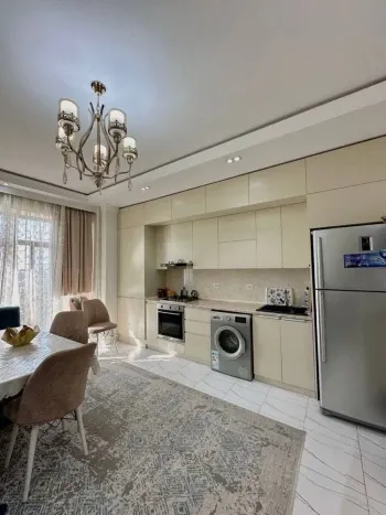 122 m², 4-xonali kvartira, 7/9-1