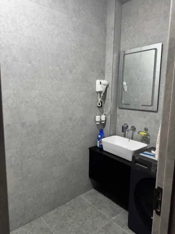 114 m², 4-xonali kvartira, 8/10-3