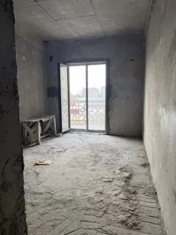 105 м², 3-комн. квартира, 4/12-3