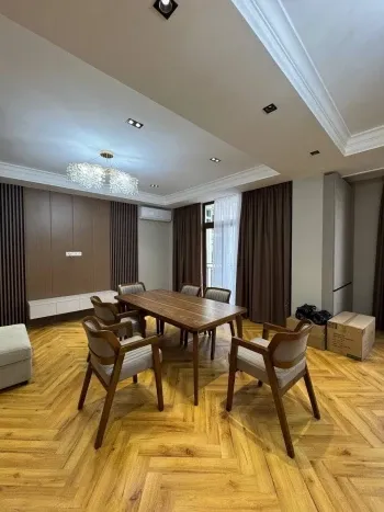 100 м², 3-комн. квартира, 7/9-3