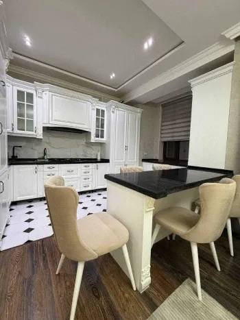 105 м², 3-комн. квартира, 2/6-2