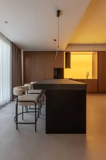 144 м², 3-комн. квартира, 2/16-1