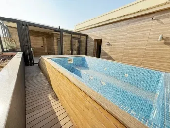 130 m², 3-xonali kvartira, 10/10-2