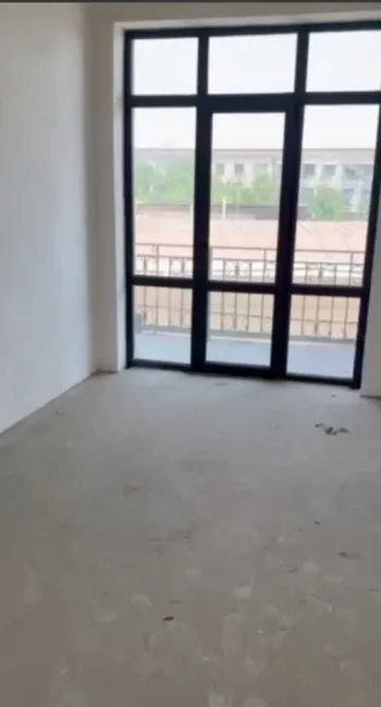 127 м², 4-комн. квартира, 2/12-1