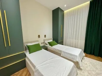 100 м², 4-комн. квартира, 6/10-3