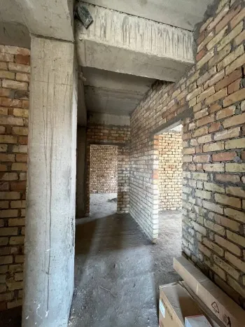 97 м², 4-комн. квартира, 7/7-0