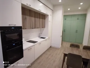 130 м², 4-комн. квартира, 8/9-3