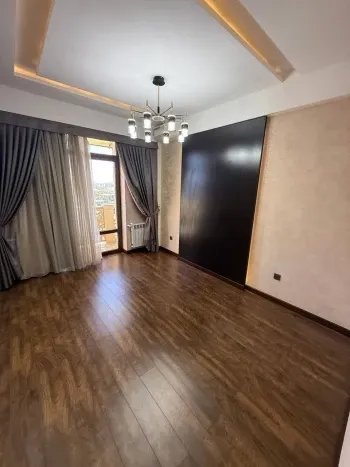 135 м², 3-комн. квартира, 8/8-1