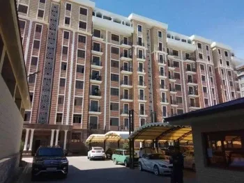 128 м², 3-комн. квартира, 8/9-2