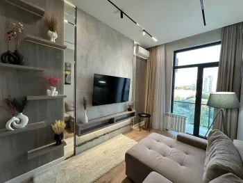 340 м², 1-комн. квартира, 7/10-2