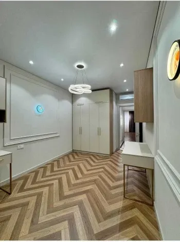 90 м², 3-комн. квартира, 4/9-3