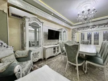 130 м², 4-комн. квартира, 3/8-1