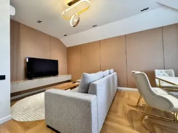 84 м², 4-комн. квартира, 8/8-0