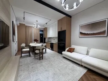 175 м², 4-комн. квартира, 4/14-3