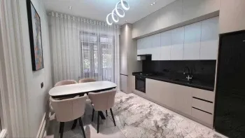 79 м², 2-комн. квартира, 2/9-1