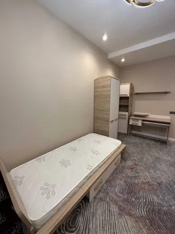 105 м², 3-комн. квартира, 4/6-3