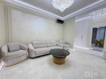 100 м², 3-комн. квартира, 4/8-1
