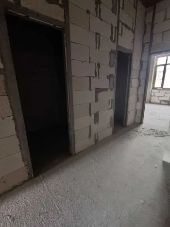 110 м², 3-комн. квартира, 3/10-2