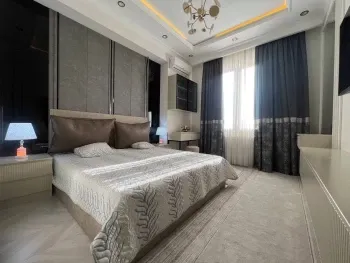 140 м², 4-комн. квартира, 3/10-1
