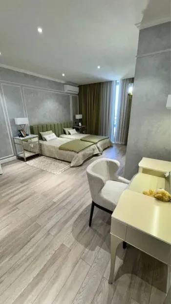 130 м², 4-комн. квартира, 8/9-1