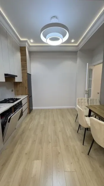 80 м², 3-комн. квартира, 7/11-1