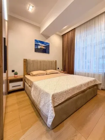 42 м², 2-комн. квартира, 1/9-3