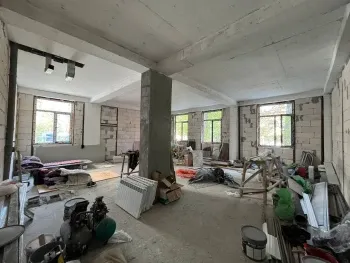 82 м², 3-комн. квартира, 1/9-3