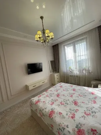 105 м², 3-комн. квартира, 8/9-3