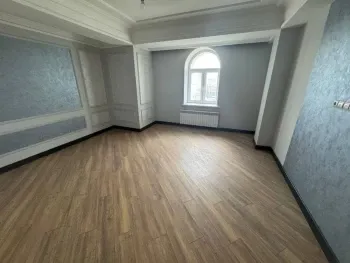 185 м², 4-комн. квартира, 6/6-1