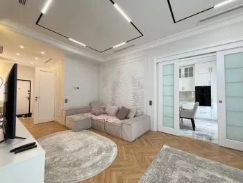 104 м², 3-комн. квартира, 8/10-1