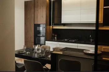 194 м², 3-комн. квартира, 10/10-1