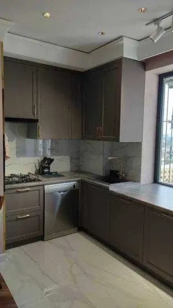 77 м², 3-комн. квартира, 8/10-1