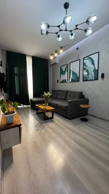 140 м², 4-комн. квартира, 9/9-1