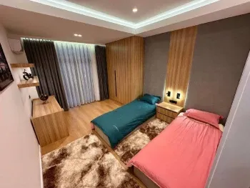 90 м², 3-комн. квартира, 4/10-3