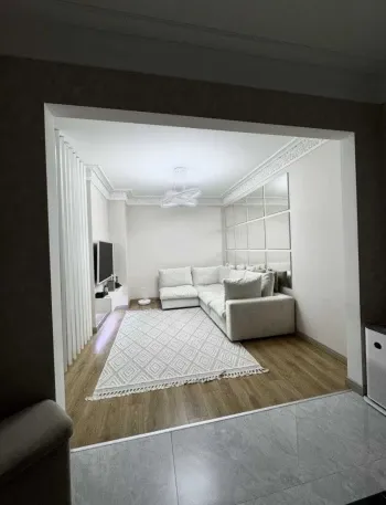 100 м², 3-комн. квартира, 4/9-1