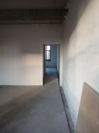 82 м², 3-комн. квартира, 4/6-2