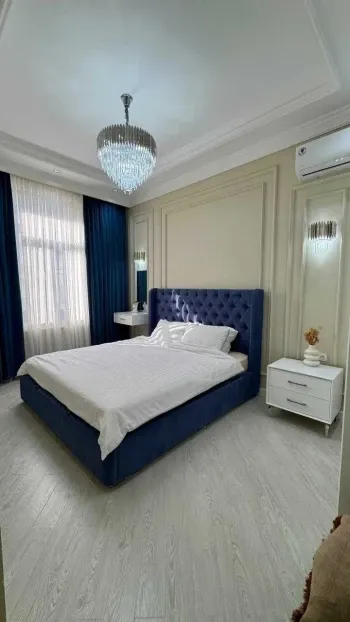 204 м², многокомнатная квартира, 1/7-2