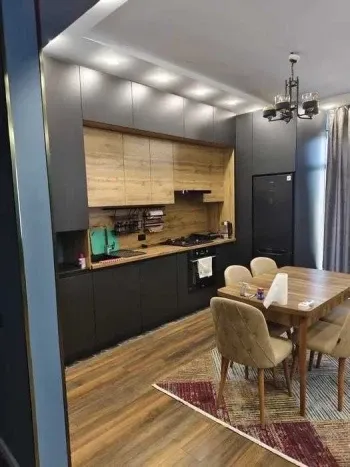 185 m², ko'p xonali kvartira, 8/9-1