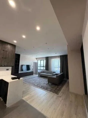 174 м², 3-комн. квартира, 18/25-2