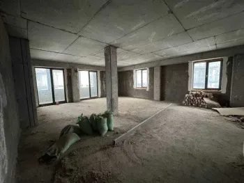 190 м², 5-комн. квартира, 11/12-0