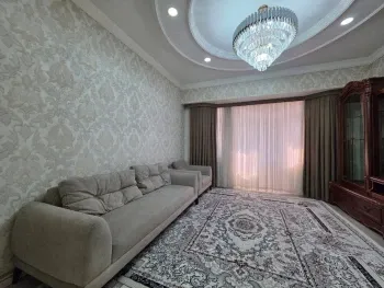 90 м², 3-комн. квартира, 4/10-1