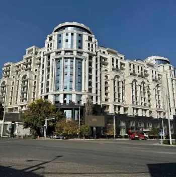 124 м², 3-комн. квартира, 3/12-0