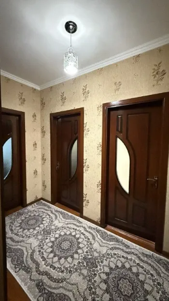 70 м², 3-комн. квартира, 2/4-3
