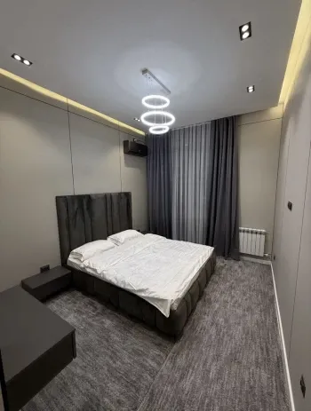 80 м², 3-комн. квартира, 2/7-3