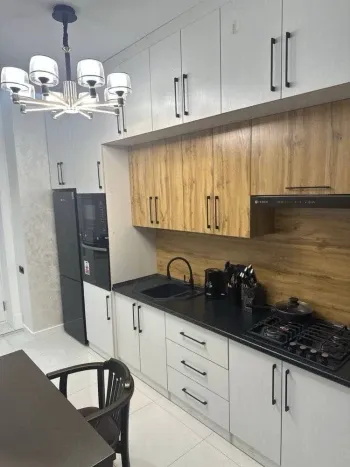 83 м², 3-комн. квартира, 4/10-1