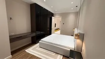 130 м², 4-комн. квартира, 8/10-2