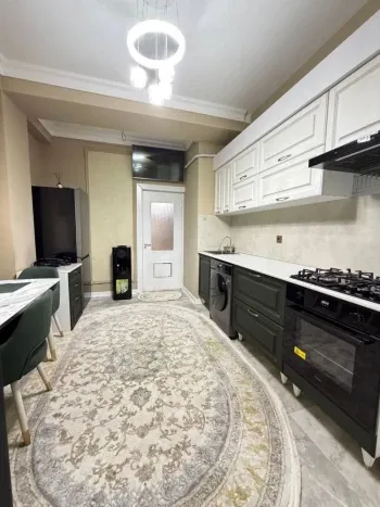80 м², 3-комн. квартира, 7/10-3